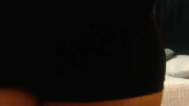 Snapshot of SEXYHUGEASS21 chatting on 06-18-26, 06:13 SEXYHUGEASS21 online show from 06-18-26, 06:13