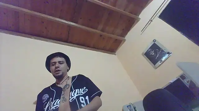 Juuaanp3 online show from 11-05-25, 11:16