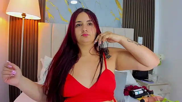 Victoria Guzman online show from 04-07-26, 05:13