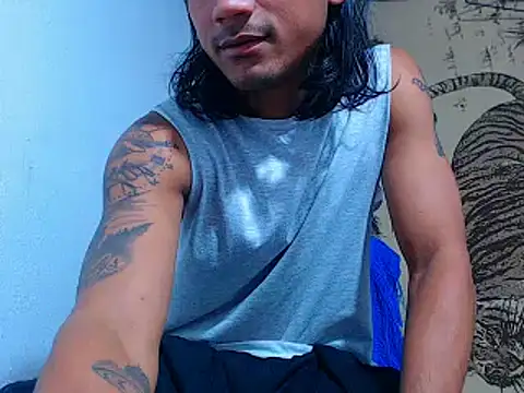 Snapshot of davidcutterr chatting on 07-24-26, 03:37 davidcutterr online show from 07-24-26, 03:37