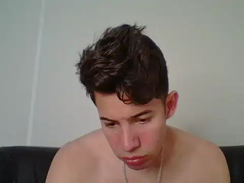 Maxtaylor18 online show from 11-04-25, 02:43