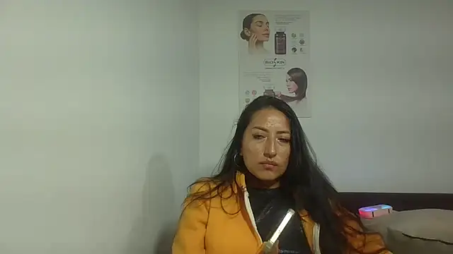 Snapshot of AlbyberCH chatting on 06-15-26, 04:47 AlbyberCH online show from 06-15-26, 04:47