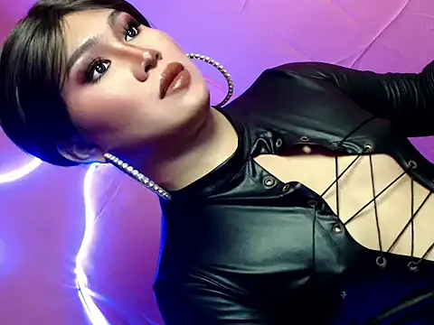 pretty lassy online show from 12-19-25, 05:53