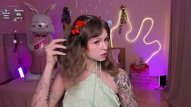 Lisa Blossom online show from 04-02-26, 06:11