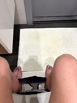 Snapshot of myPriority01 chatting on 09-23-25, 06:55 myPriority01 online show from 09-23-25, 06:55