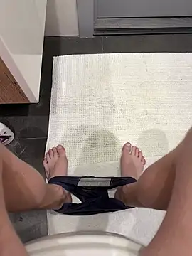 Snapshot of myPriority01 chatting on 10-11-25, 10:03 myPriority01 online show from 10-11-25, 10:03