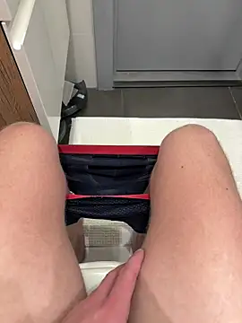 Snapshot of myPriority01 chatting on 02-05-26, 05:50 myPriority01 online show from 02-05-26, 05:50