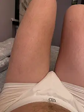 Snapshot of myPriority01 chatting on 02-26-26, 04:06 myPriority01 online show from 02-26-26, 04:06