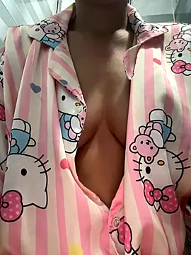 Snapshot of Sexyladzy chatting on 09-13-25, 09:31 Sexyladzy online show from 09-13-25, 09:31