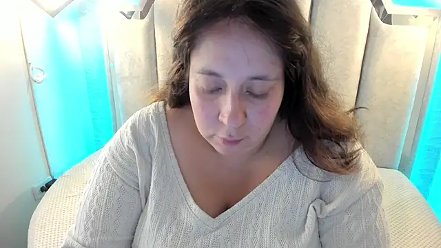  Emily rosee  online show from 09-13-25, 12:27