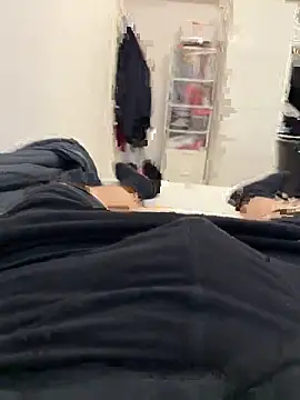 LicitInvader online show from 03-21-26, 03:04