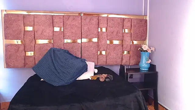 shantall 05 online show from 03-12-26, 10:27