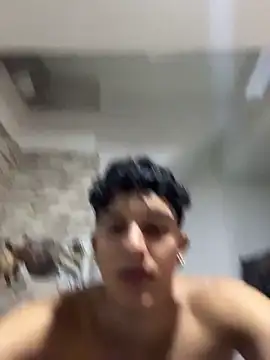 Leo Savage  online show from 04-04-26, 04:22