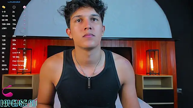 Leo Savage  online show from 05-15-26, 04:08
