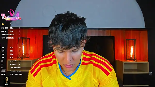 Snapshot of Leo_Savage_ chatting on 06-16-26, 04:37 Leo Savage online show from 06-16-26, 04:37