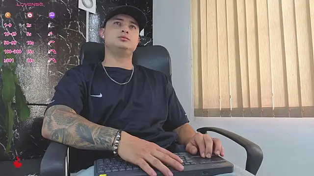 Alexander ferre online show from 04-01-26, 01:23