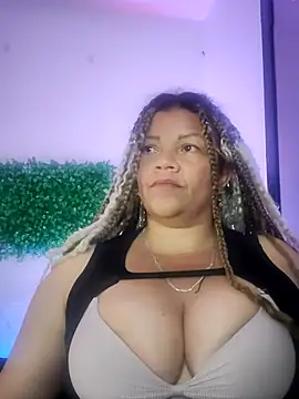 Eva Luxei online show from 01-17-26, 09:03