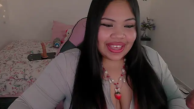 Snapshot of Juicy_elenxx chatting on 09-11-25, 03:39 Juicy elenxx online show from 09-11-25, 03:39