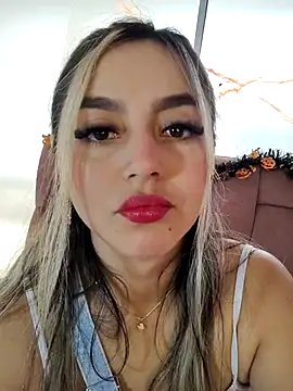 Snapshot of CelestePrince2 chatting on 09-24-25, 02:53 CelestePrince2 online show from 09-24-25, 02:53