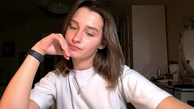 DarlineBrustera online show from 11-25-25, 02:50