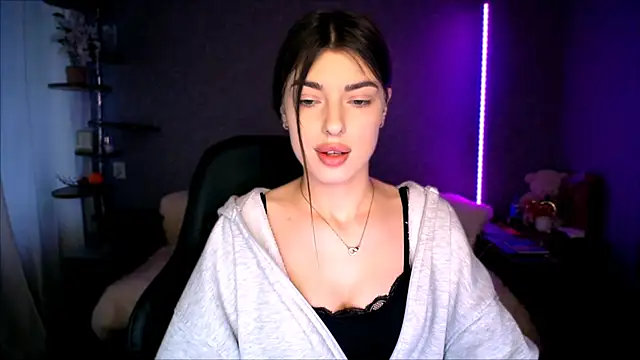 Dianaa Lee0 online show from 03-25-26, 02:45