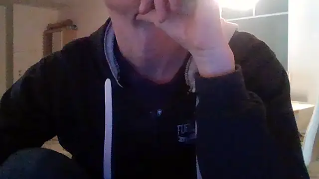 Snapshot of Trockenbau chatting on 05-22-26, 08:32 Trockenbau online show from 05-22-26, 08:32