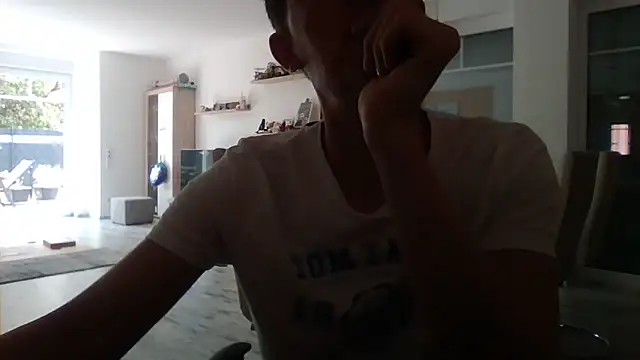 Snapshot of Trockenbau chatting on 05-23-26, 12:42 Trockenbau online show from 05-23-26, 12:42