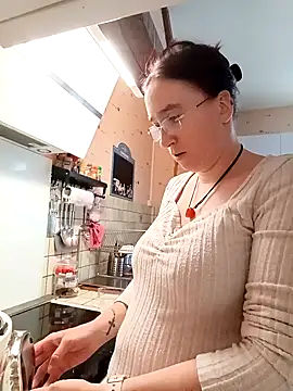 Sophierob1 online show from 09-18-25, 08:16