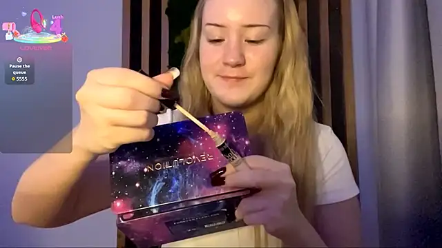 PandaFluff online show from 11-10-25, 04:17