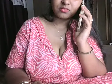 its me Rashmi online show from 11-17-25, 06:03