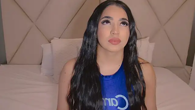 Snapshot of CharlotteeBrownn chatting on 05-27-26, 11:13 CharlotteeBrownn online show from 05-27-26, 11:13