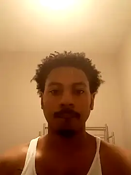 Snapshot of Yungandhungd chatting on 09-16-25, 12:06 Yungandhungd online show from 09-16-25, 12:06