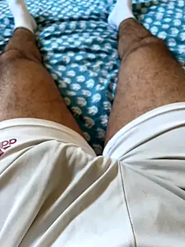 Beurberry19 online show from 10-16-25, 04:19