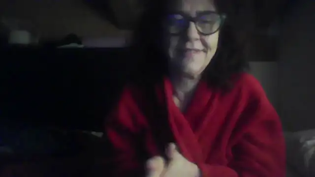 Snapshot of klarissabloum chatting on 02-27-26, 06:24 klarissabloum online show from 02-27-26, 06:24