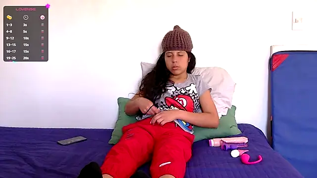 Snapshot of templo696 chatting on 09-09-25, 06:07 templo696 online show from 09-09-25, 06:07