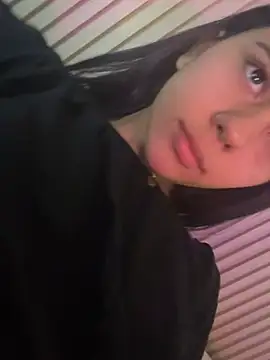 LilybethGray online show from 02-10-26, 01:43