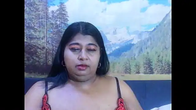 Snapshot of indianhoney694u chatting on 02-05-26, 05:17 indianhoney694u online show from 02-05-26, 05:17