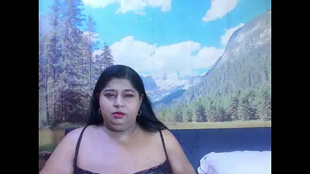 Snapshot of indianhoney694u chatting on 02-12-26, 05:13 indianhoney694u online show from 02-12-26, 05:13