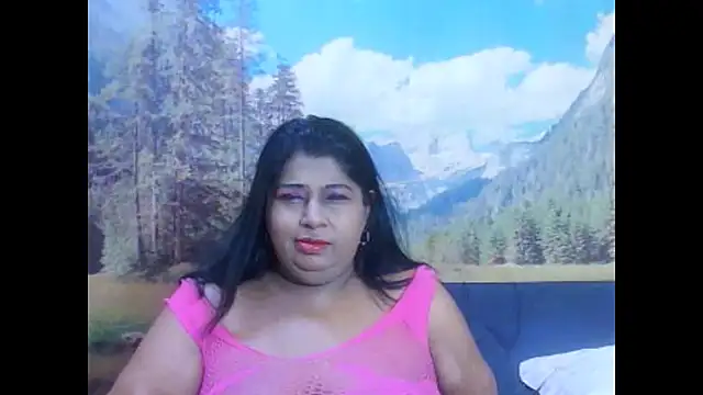 Snapshot of indianhoney694u chatting on 04-11-26, 05:23 indianhoney694u online show from 04-11-26, 05:23