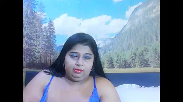 Snapshot of indianhoney694u chatting on 04-13-26, 05:13 indianhoney694u online show from 04-13-26, 05:13
