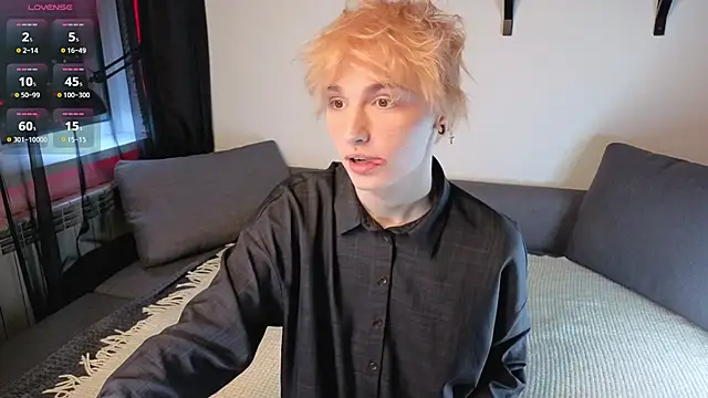 Your avatar online show from 02-15-26, 09:55