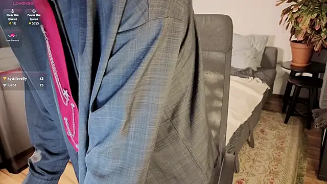 Your avatar online show from 03-10-26, 08:14