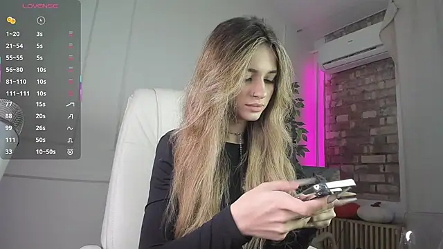 Blessed Molly online show from 10-17-25, 07:22