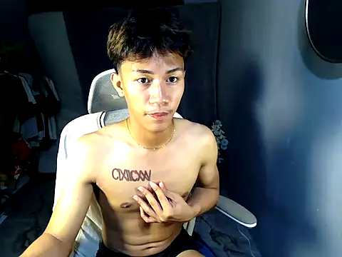naughtyboyloy 0 online show from 05-03-26, 04:24