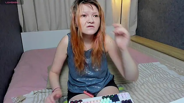 Nora lovvvv online show from 09-20-25, 10:16