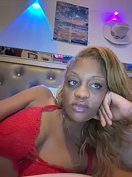 Snapshot of Angelbunnyy chatting on 02-03-26, 01:05 Angelbunnyy online show from 02-03-26, 01:05