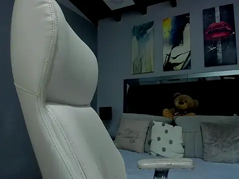 dalila macherano1 online show from 09-19-25, 10:32