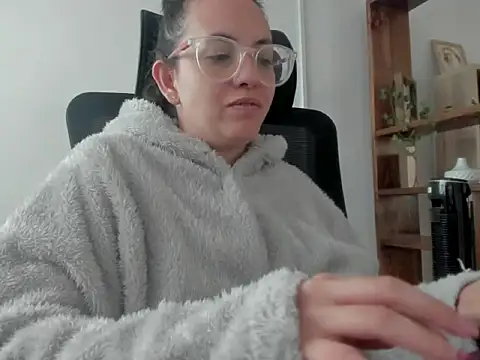 dalila macherano1 online show from 10-12-25, 07:13