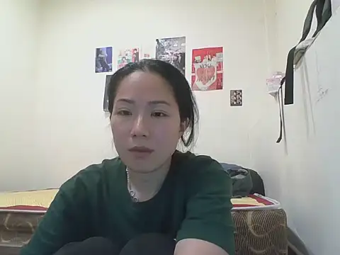 Snapshot of candy00009 chatting on 04-05-26, 03:09 candy00009 online show from 04-05-26, 03:09