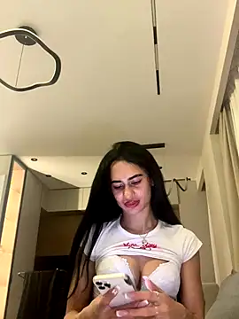 itsyourgirltee online show from 11-13-25, 01:48